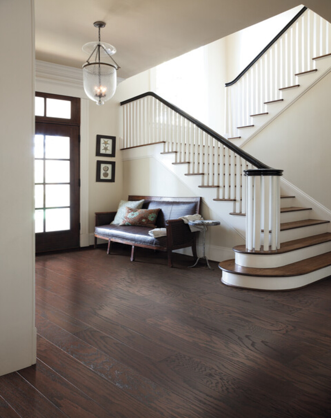 installed vinyl flooring in home